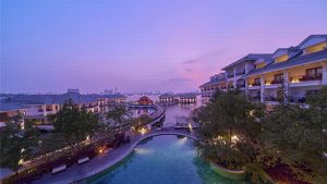Đào tạo trực tiếp bởi chuyên gia Google, Facebook, Tiktok)